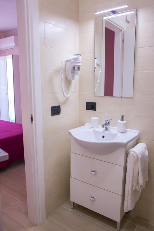 Gleda Rooms In The Square Pompei Bilik gambar