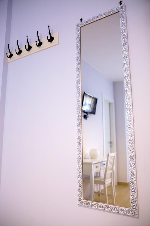 Gleda Rooms In The Square Pompei Bilik gambar